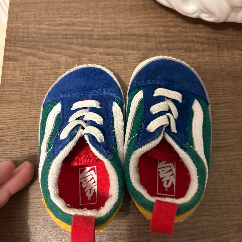 infant VANS crib shoe
size 3.0
great condition